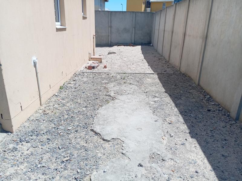 2 Bedroom Property for Sale in Woodlands Western Cape